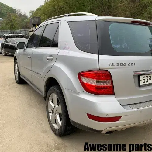 벤츠 ML300 CDI W164 2010년식 554201 분해 판매합니다