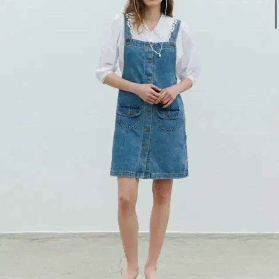 시엔느 Denim Suspender Dress (Blue) 멜빵청치마