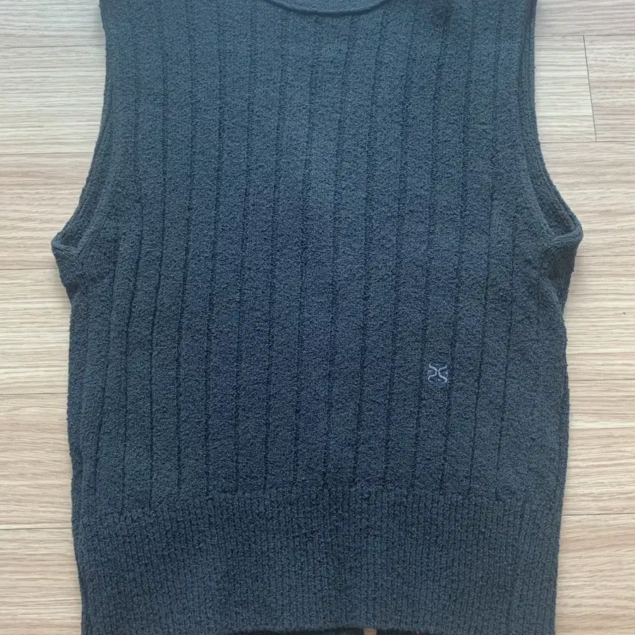 satur vest 세터 베스트 모스그린 M size