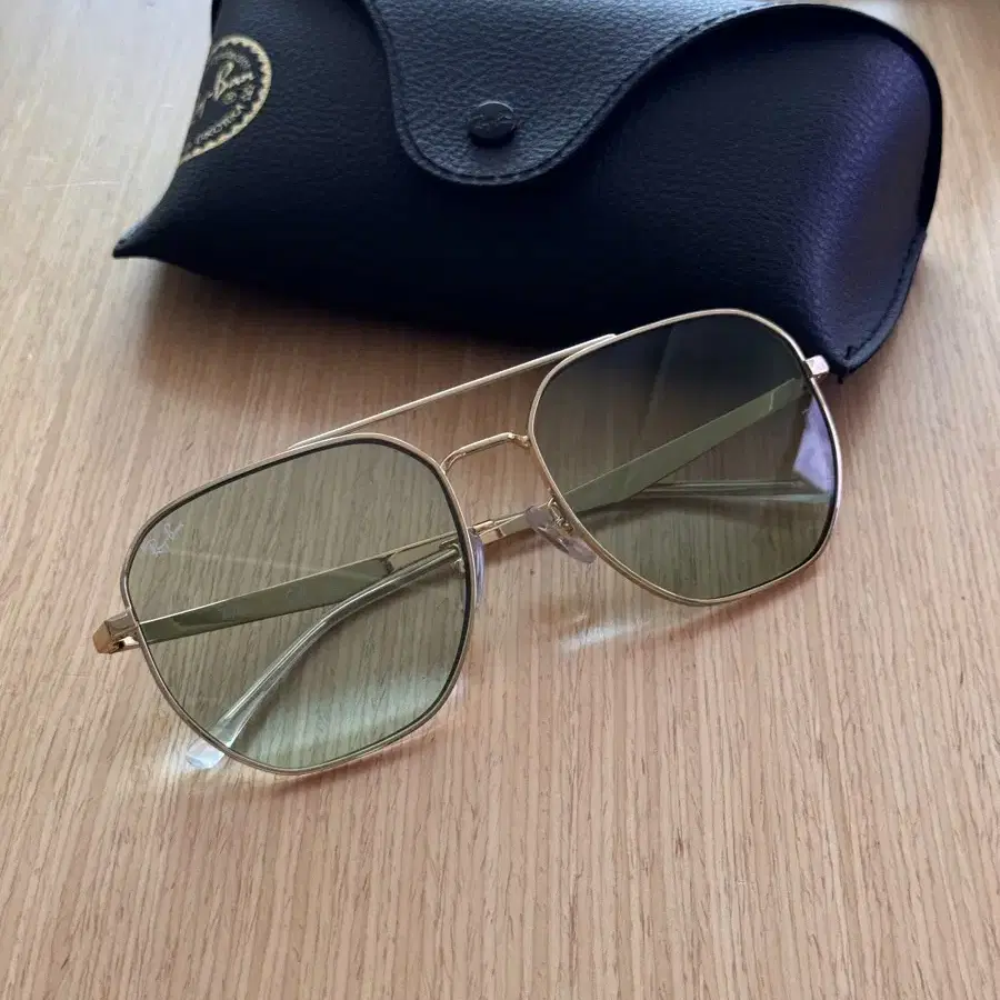 레이벤 rayban 0RB 3724D-001/2-59