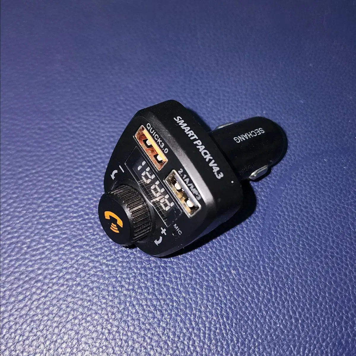 자동차 usb 시가잭 멀티소켓 핸즈프리 무선 FM송신기