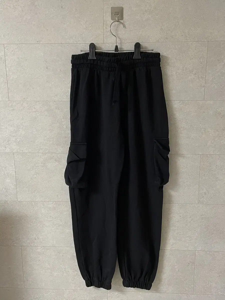 Zara Jogger Pants L