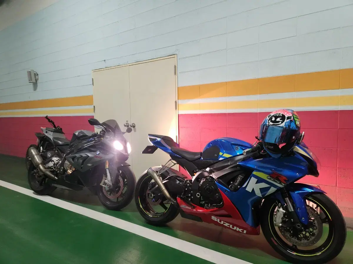 BMW S1000RR 아크라티타늄 풀배기 대차 및 판매 쿨거 가눙