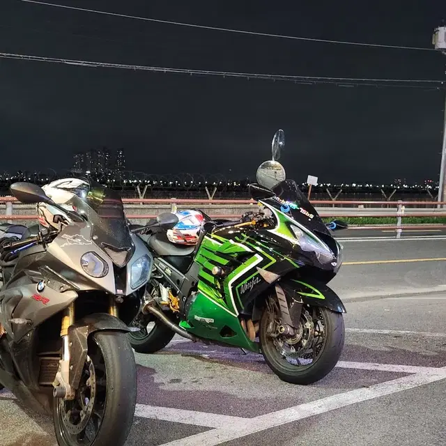 BMW S1000RR 아크라티타늄 풀배기 대차 및 판매