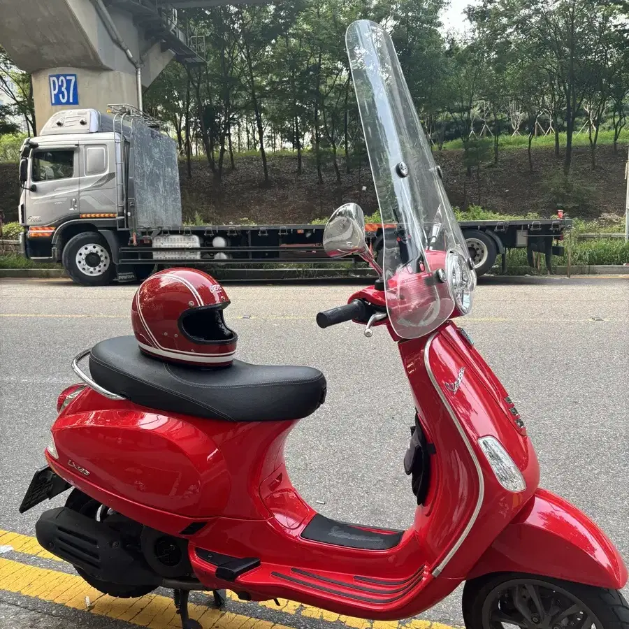 인천) 베스파 LX125 ABS 23년식 3,000km