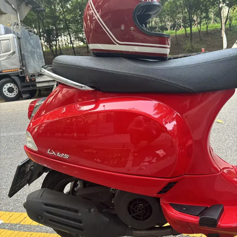 인천) 베스파 LX125 ABS 23년식 3,000km