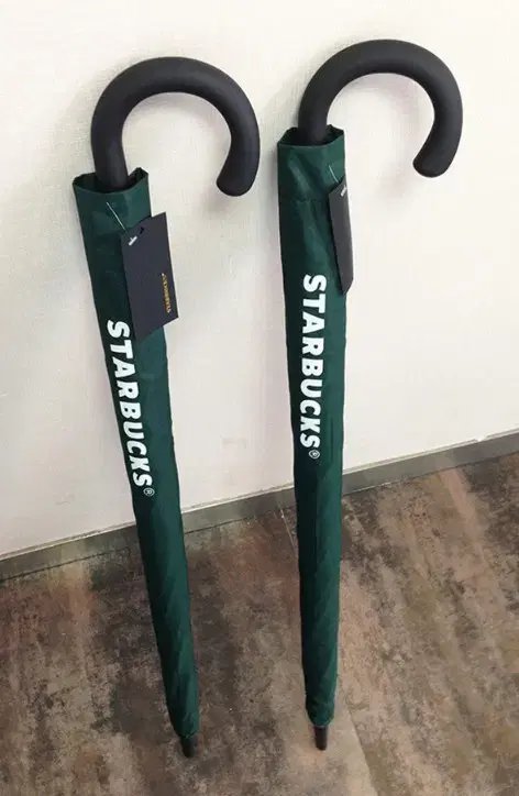 [NEW] Starbucks Golf Rain San