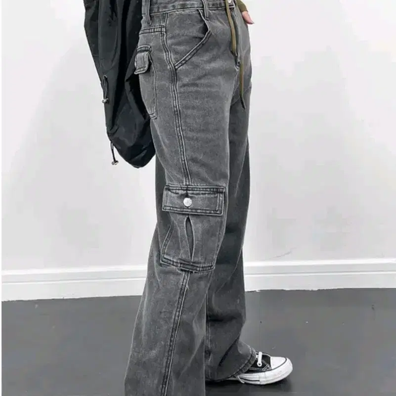 아쿠비클럽 sneeze cargo denim pants