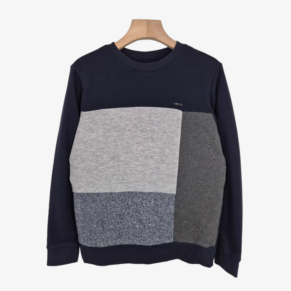 [95] Geth Navy Colorblocked Sweatshirt