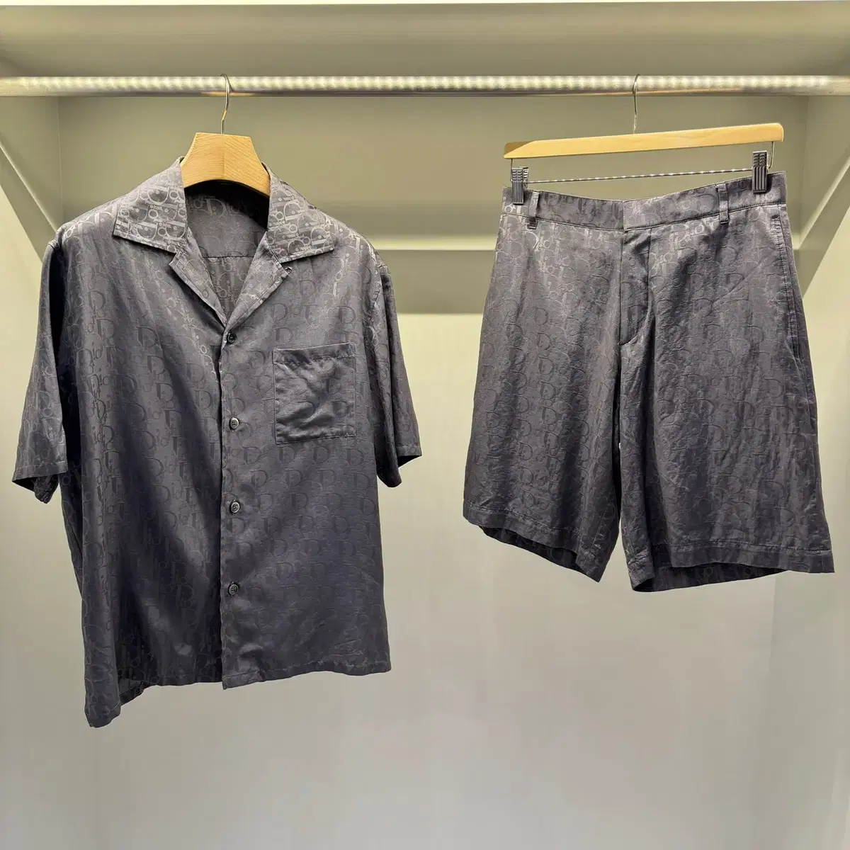 Dior Oblique Silk Short-sleeved Shirt , Shorts Set