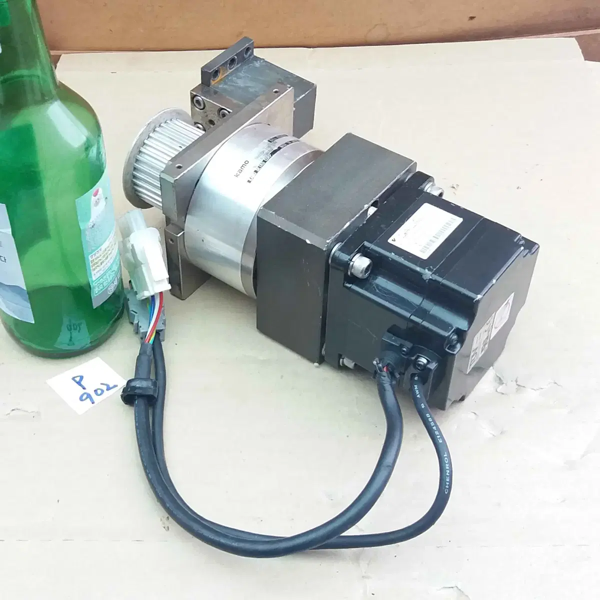 AC SERVO MOTOR SGMPH-02AAA41 야스카와 P902