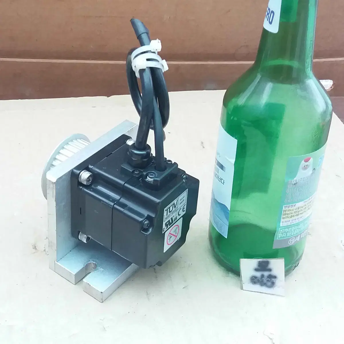 AC SERVO MOTOR SGMPH-01AAA21 야스카와 모015