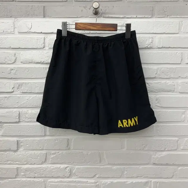 Army 아미 나일론 숏츠