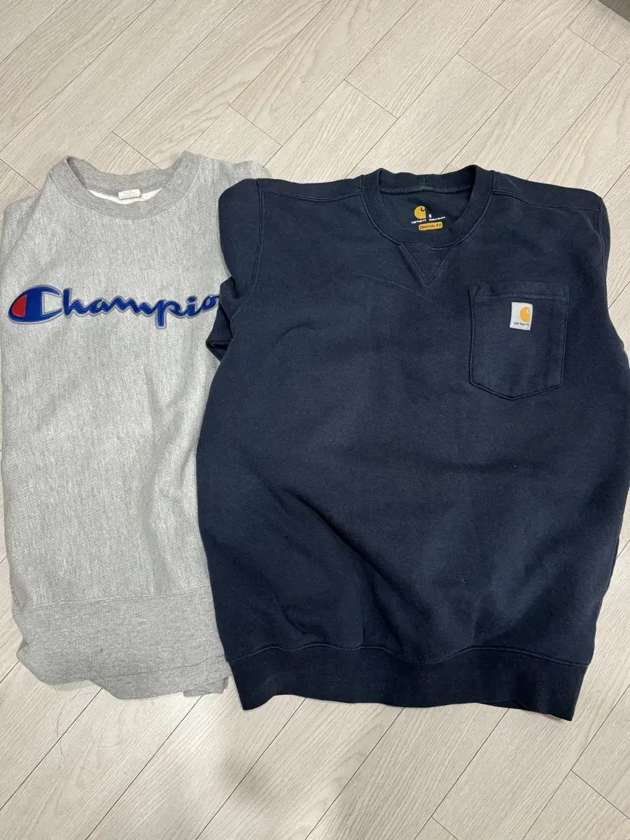 I am selling Champion, Calhart Tops (bulk)