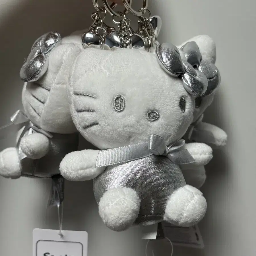 산리오 실버키티 키링인형 (13cm)