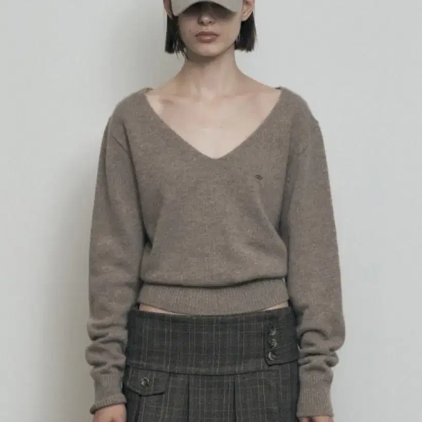 보해미안서울 23 F/W PLEATED WRAP SKIRT