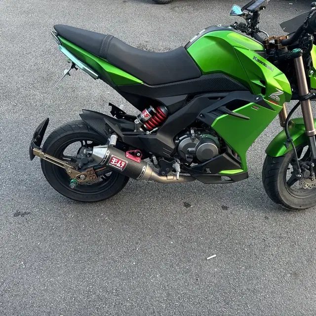 옵션좋은 z125판매합니다