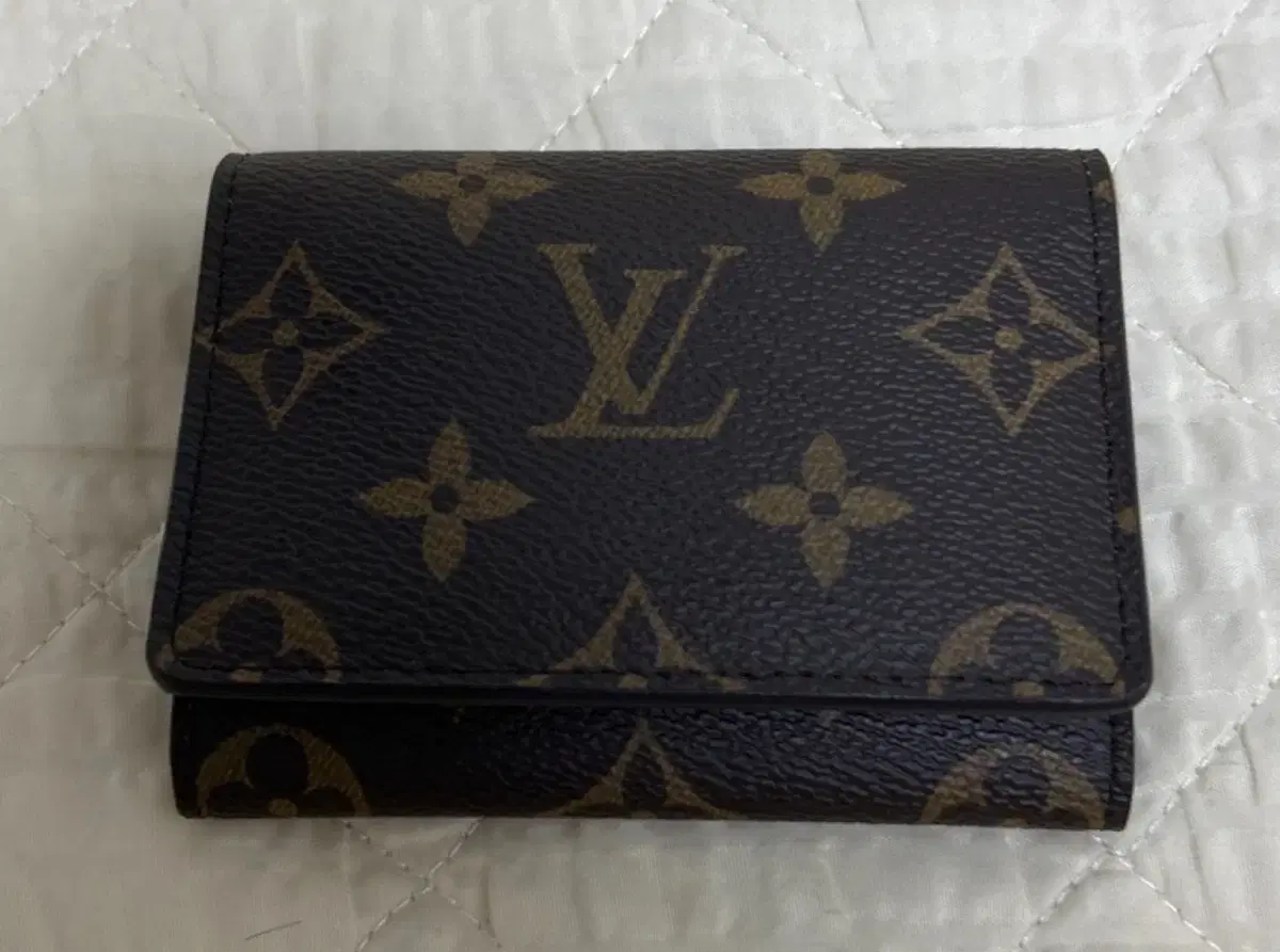 Louis Vuitton kard wallet