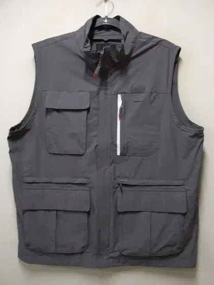 Kolon Industries Nylon Spandex Mesh Colorblocked Vest Jacket