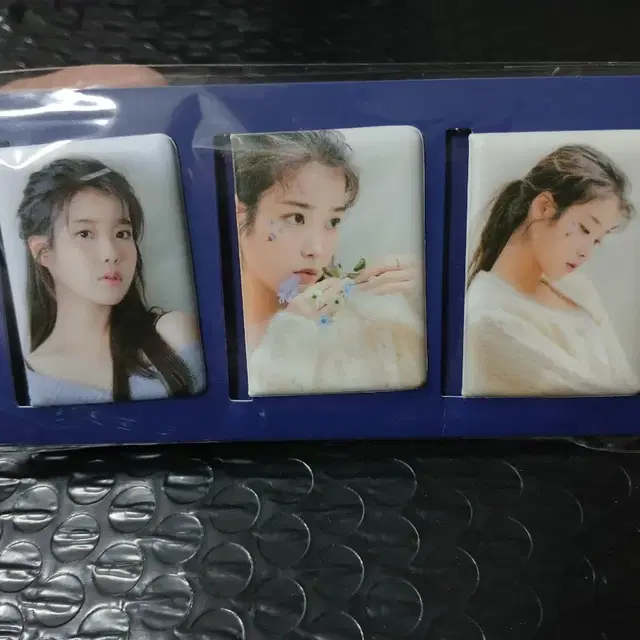 IU MAGNET SET