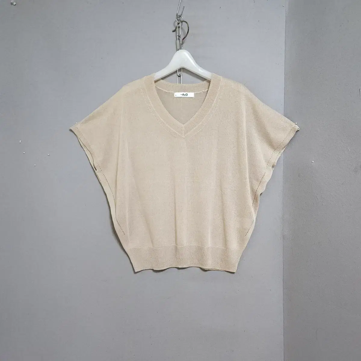 AtG V-neck beige loose han knit 77 n7514 AshleyShop