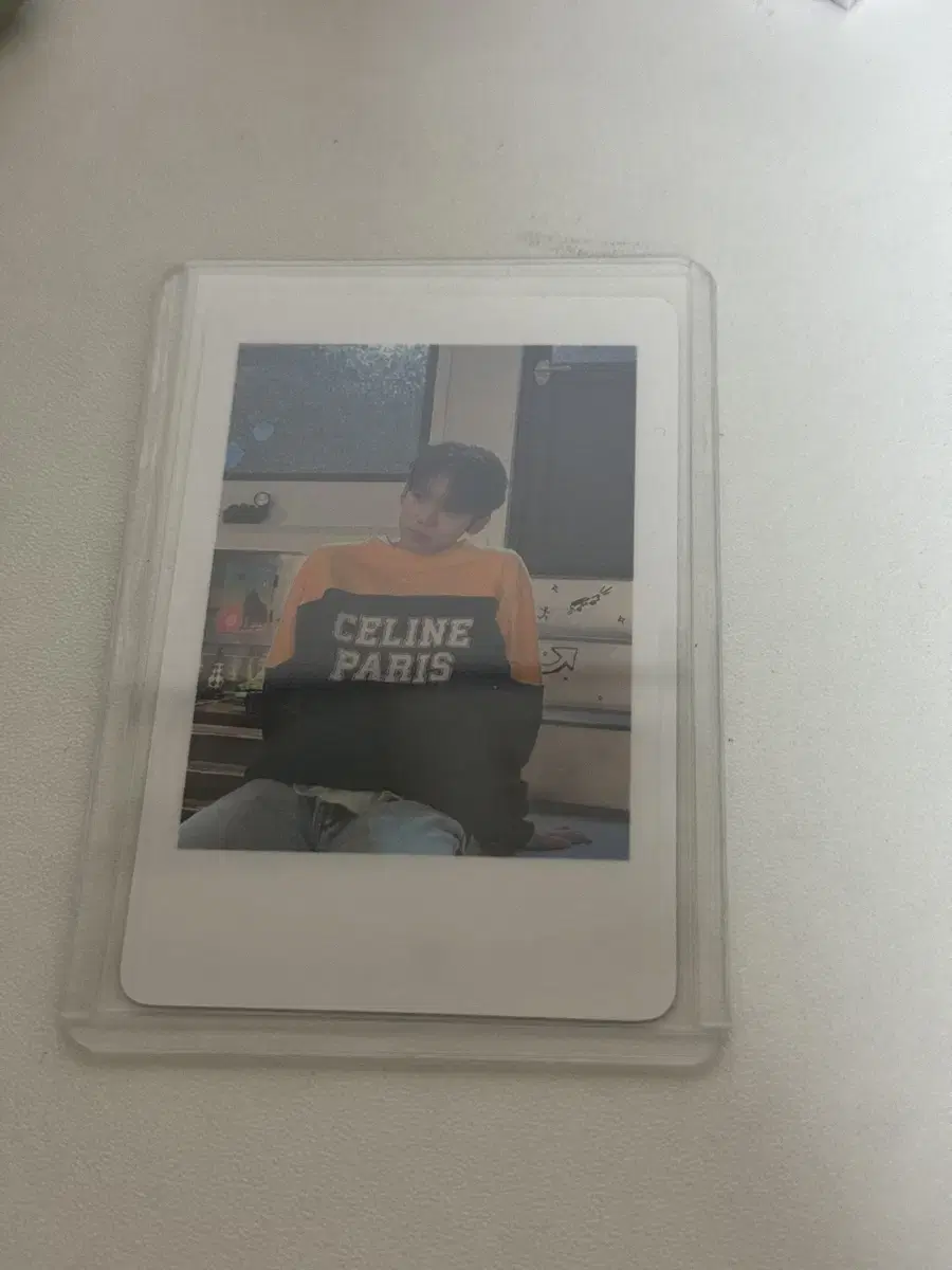 Han Yujin soundwave polaroid soundwave Pola