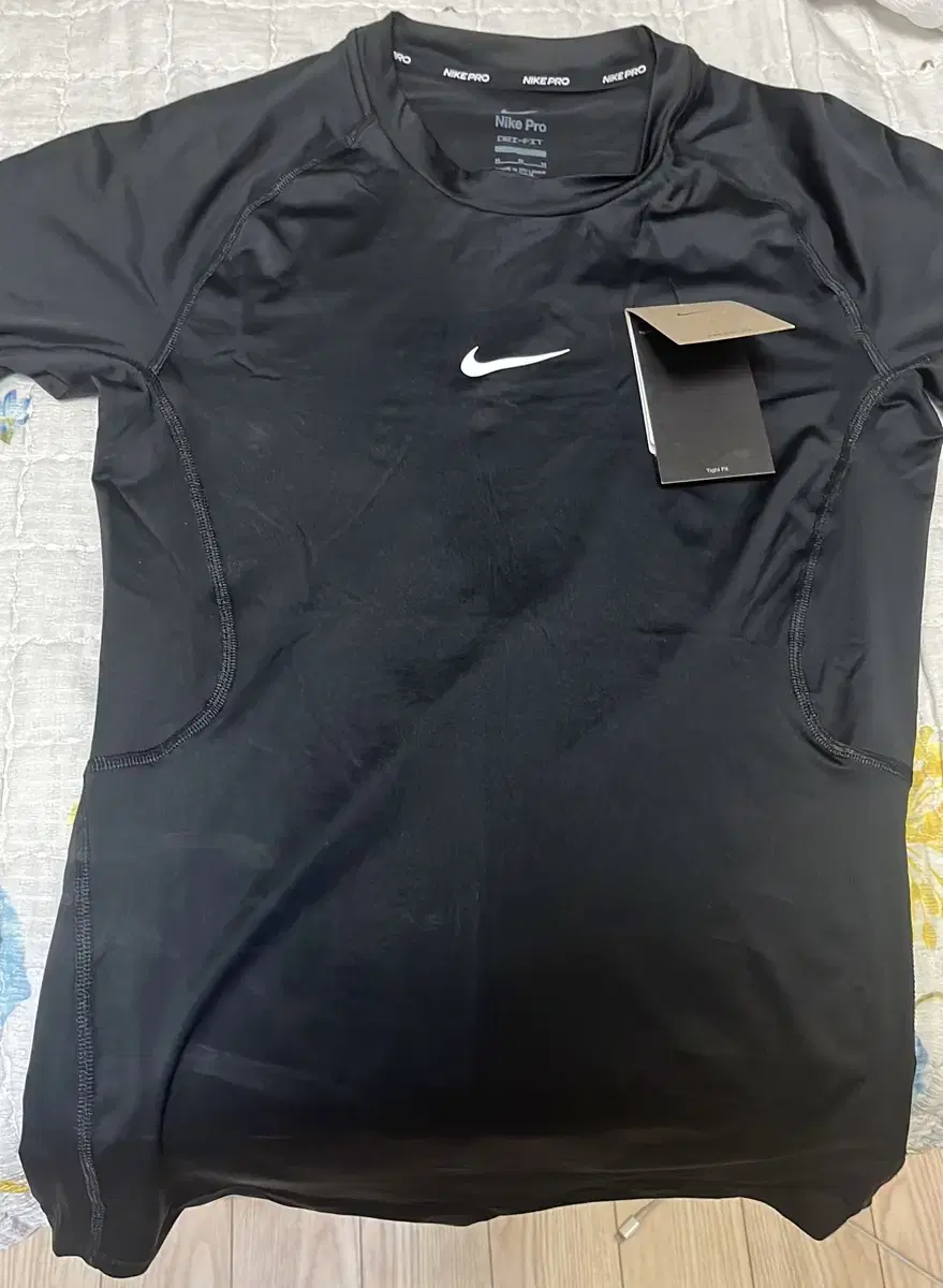 (New)Nike Short Sleeve Dry Fit Sweatshirt