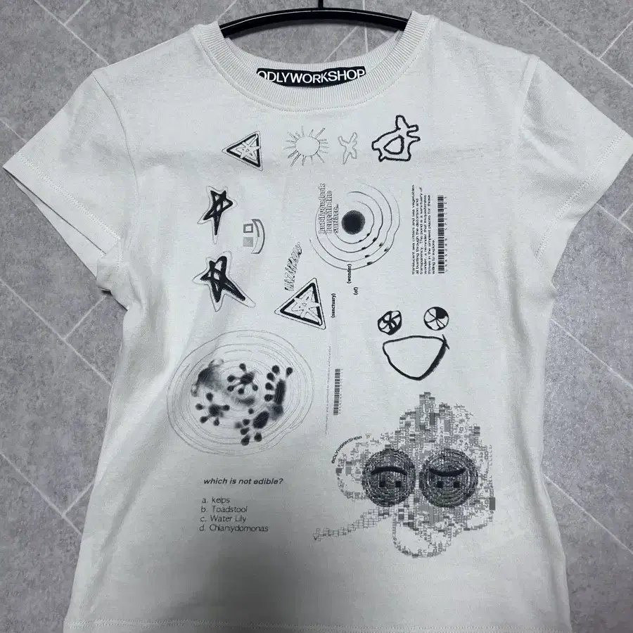 오들리워크샵 Silt Multi Graphic Baby Tee