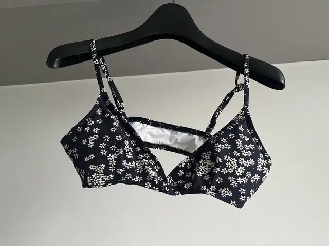 Yse paris  floral daisy bikini top