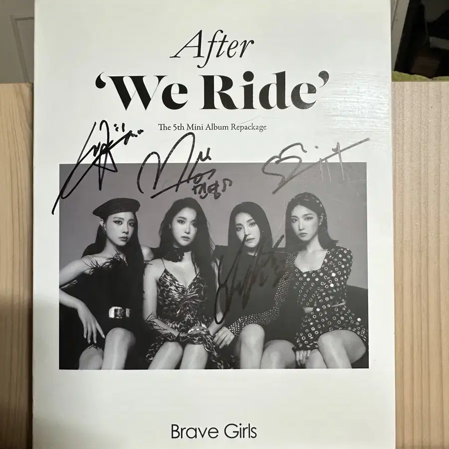 브레이브 걸스 싸인앨범.미니5집After We Ride포카스티카등등