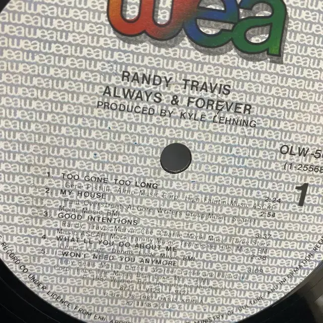 RANDY TRAVIS  LP / AA2786