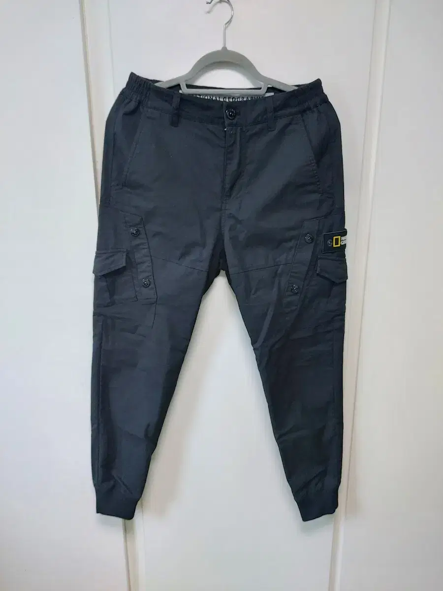 I'm a size 71 in the National Geographic Jo jogger fit cargo pants.