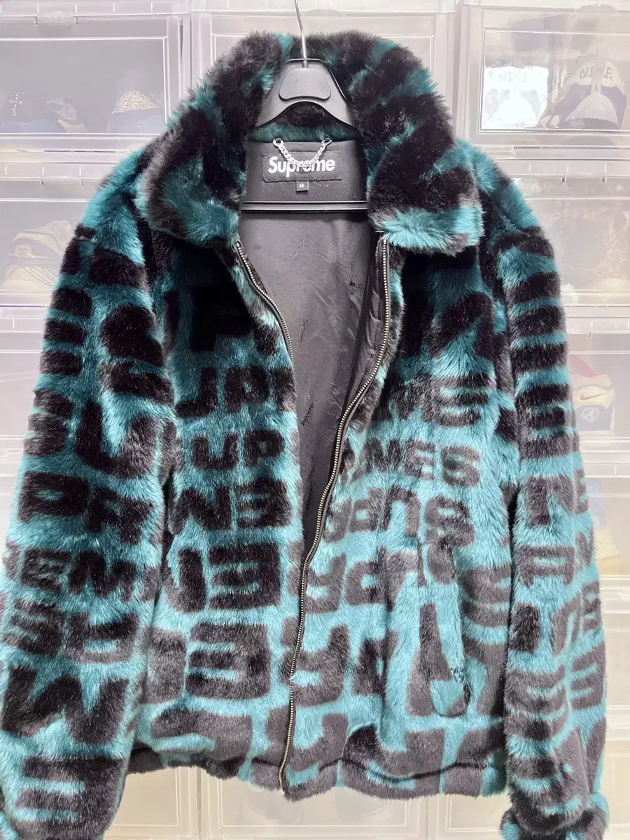 Supreme Fur Jacket M