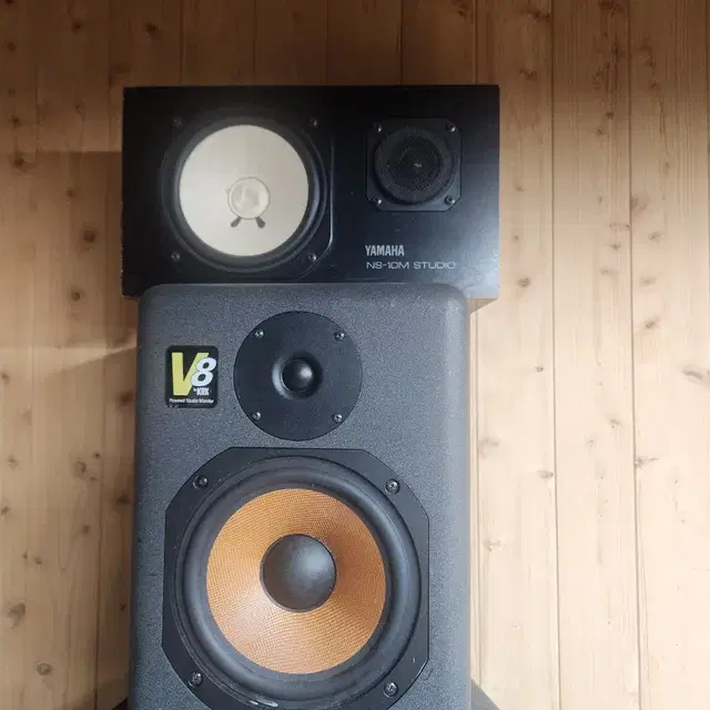 모니터 스피커 kRK  8v