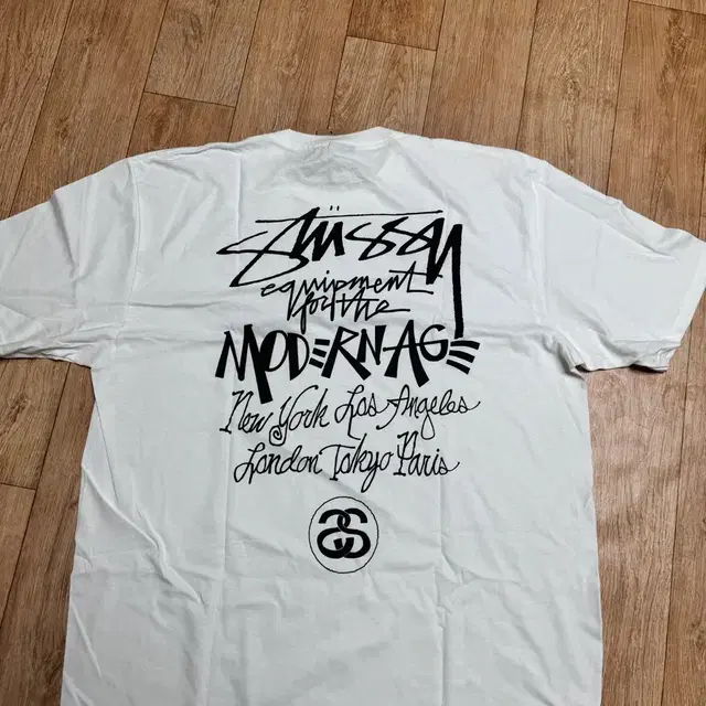 XL 스투시 stussy 모던에이지 반팔티 화이트 새제품 판매