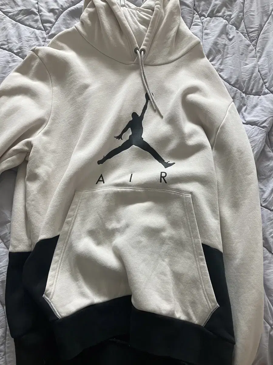 Jordan XXL Hooded Cream