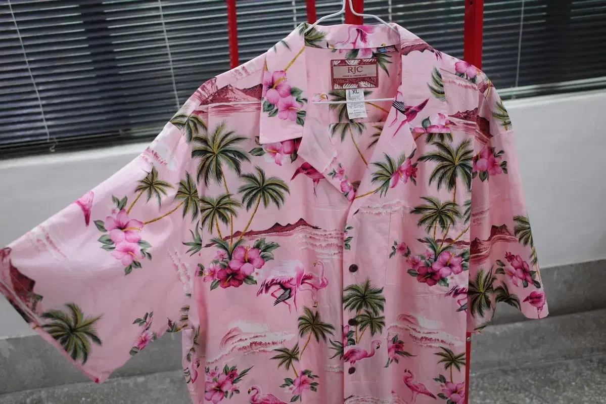 RJC Hawaiian Shirt / Man / XL