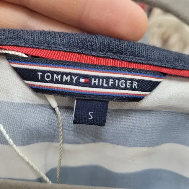 타미 힐피거 TOMMY HILFIGER 여름 긴팔 니트 S