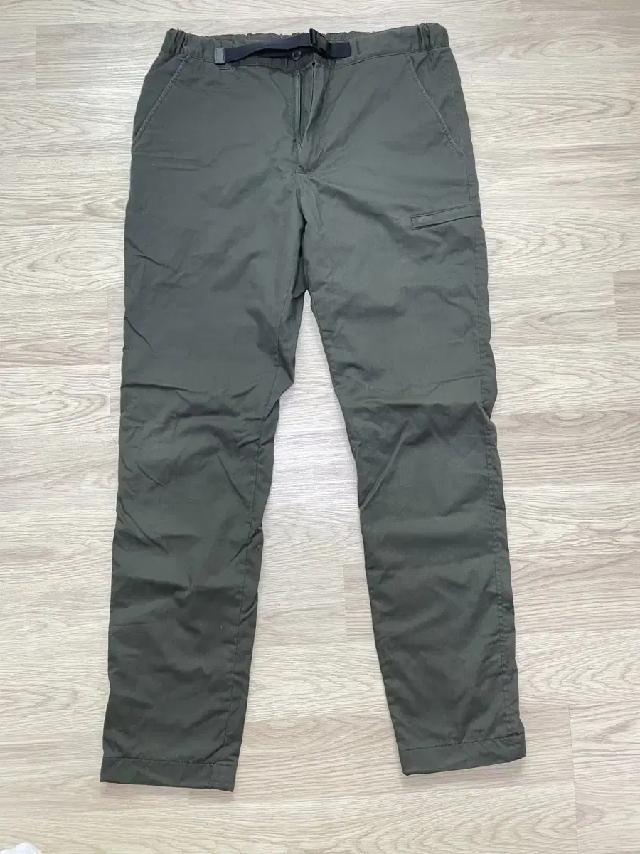 Uniqlo Utility Brushed Pants