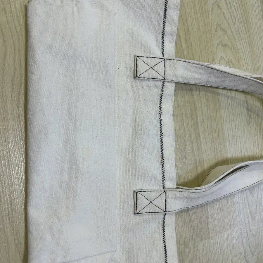 glowny canvas tote bag ivory 글로니 캔버스 토트백