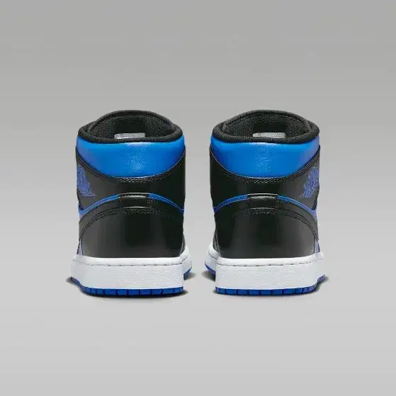 새상품) Air Jordan 1 Mid Black Royal Blue 2