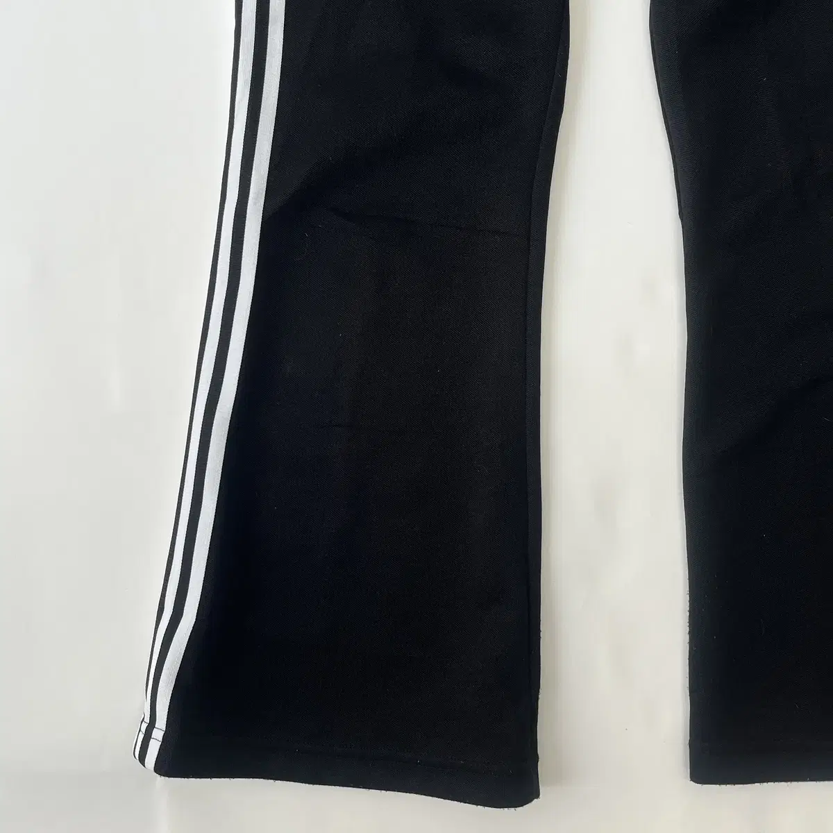 ADIDAS 90's bootcut track pants 일본제