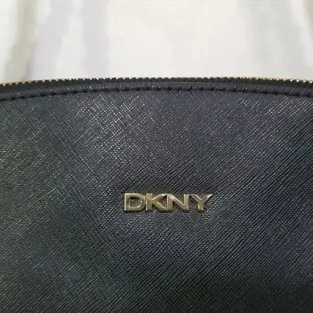 DKNY 숄더백