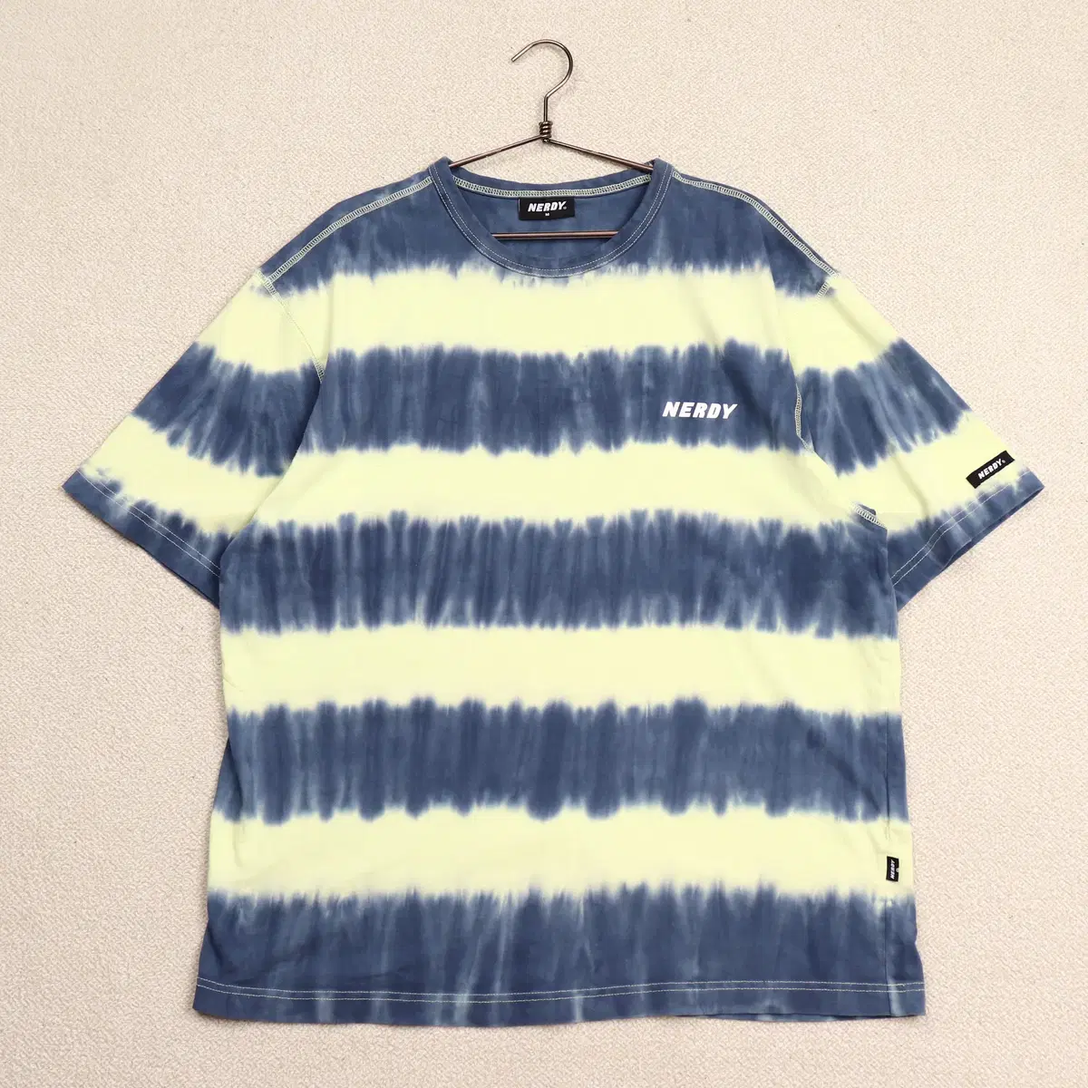 Noodly Stripe Dying Short-Sleeved T-Shirt Navy (M)