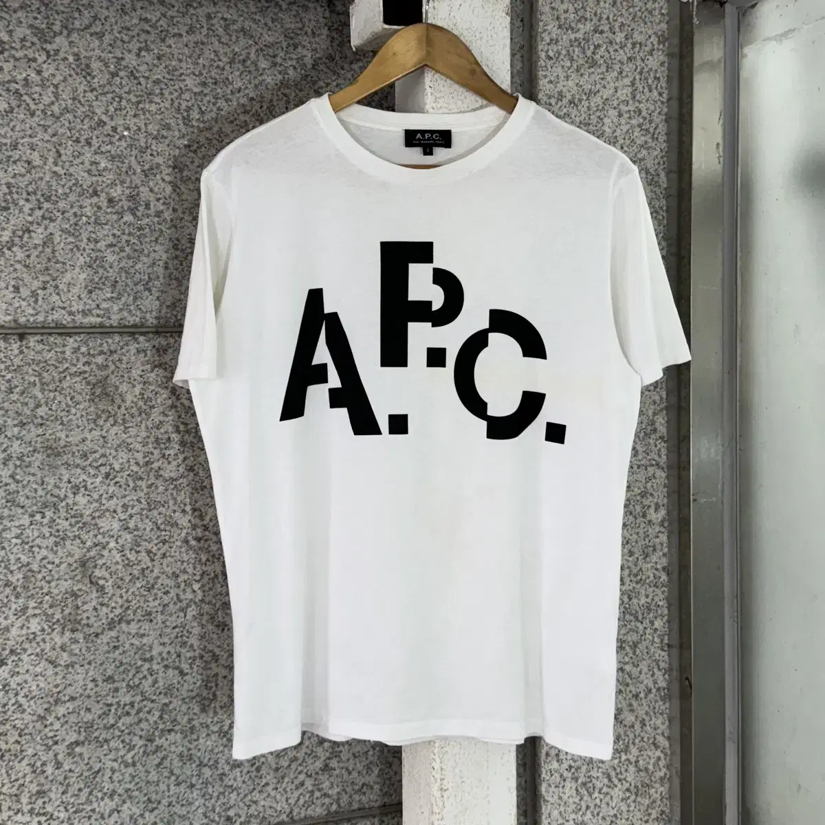 Apece Big Logo Vahn Short Sleeve Tee