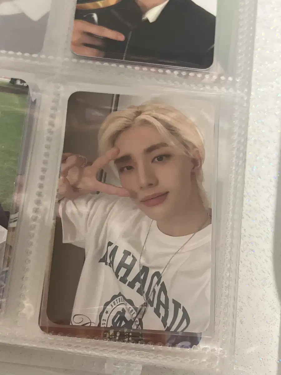 Straykids skz hyunjin Mihagrid pre-order benefit Photocard