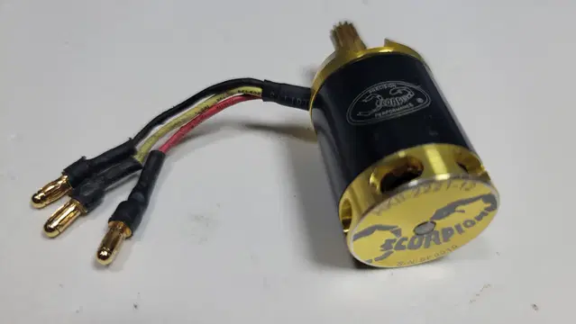 SCORPION HKII-2221-12  motor