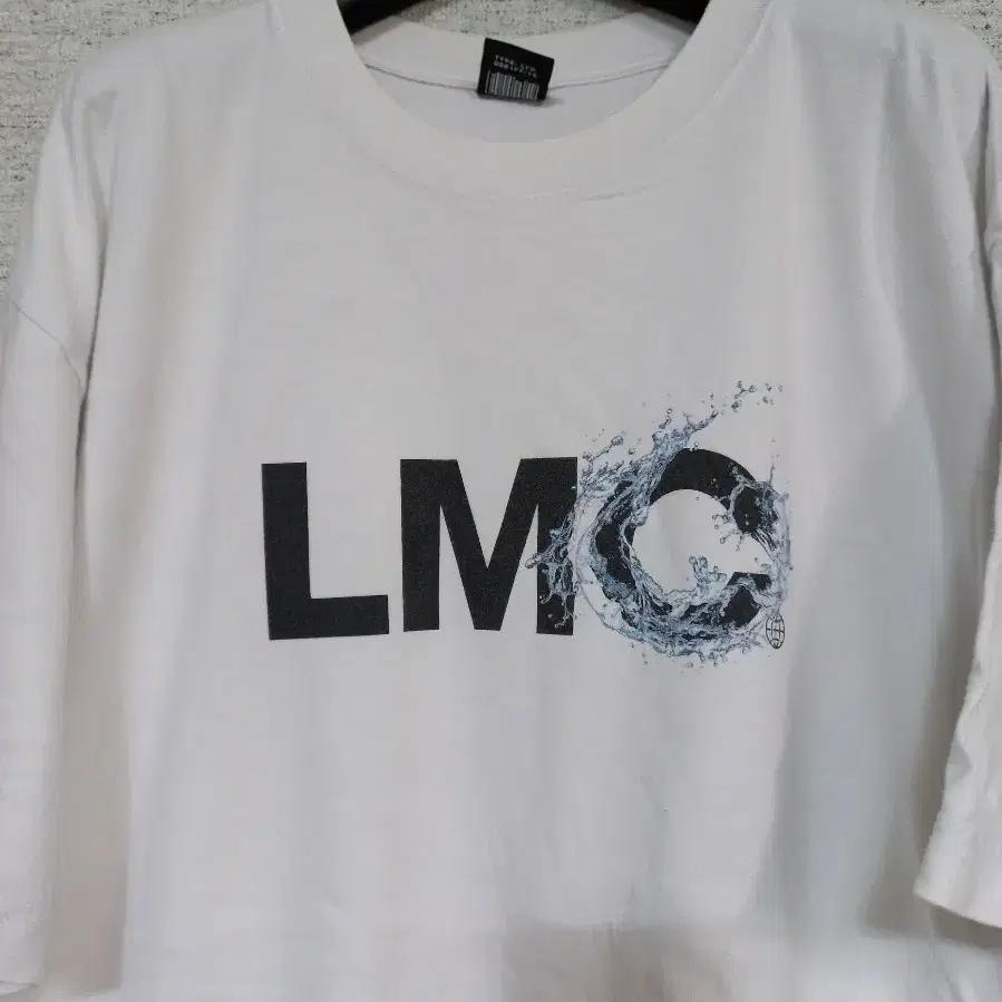 LMC 반팔티 (L)