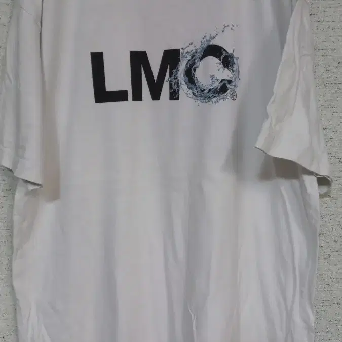 LMC 반팔티 (L)