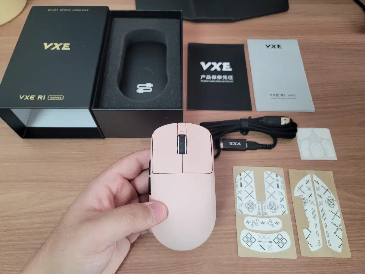 VXE R1 pro max Light Pink Dragonfly Mouse